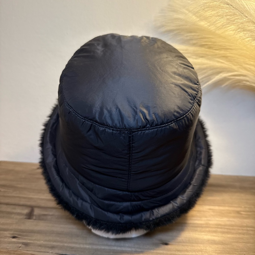 Simons Black Faux Fur Trim Bucket Hat - Picture 3 of 6